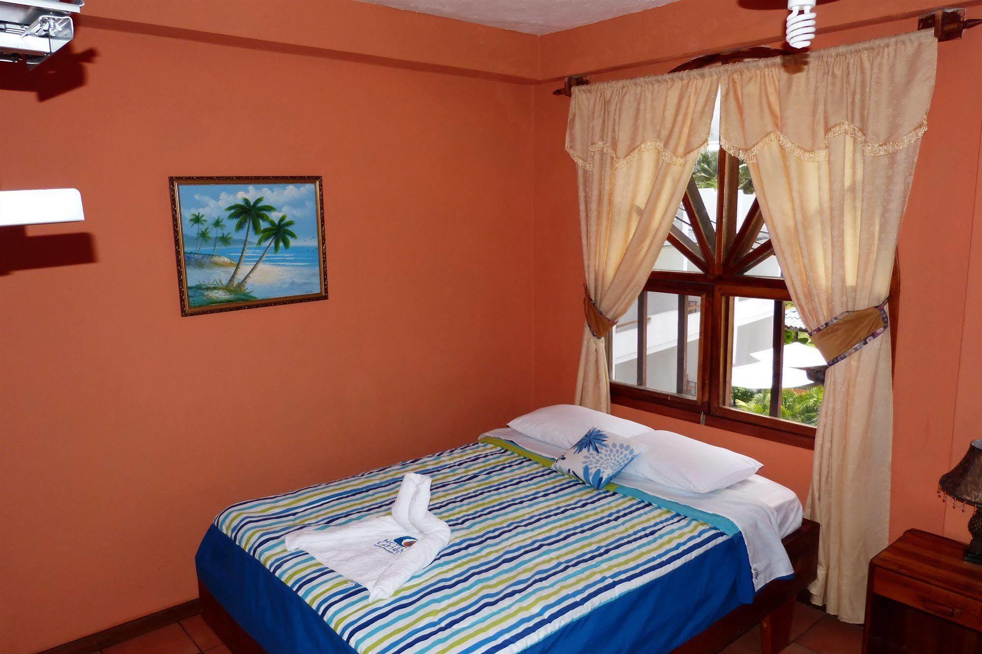 Hostal Castro Galapagos Puerto Ayora  Exteriör bild