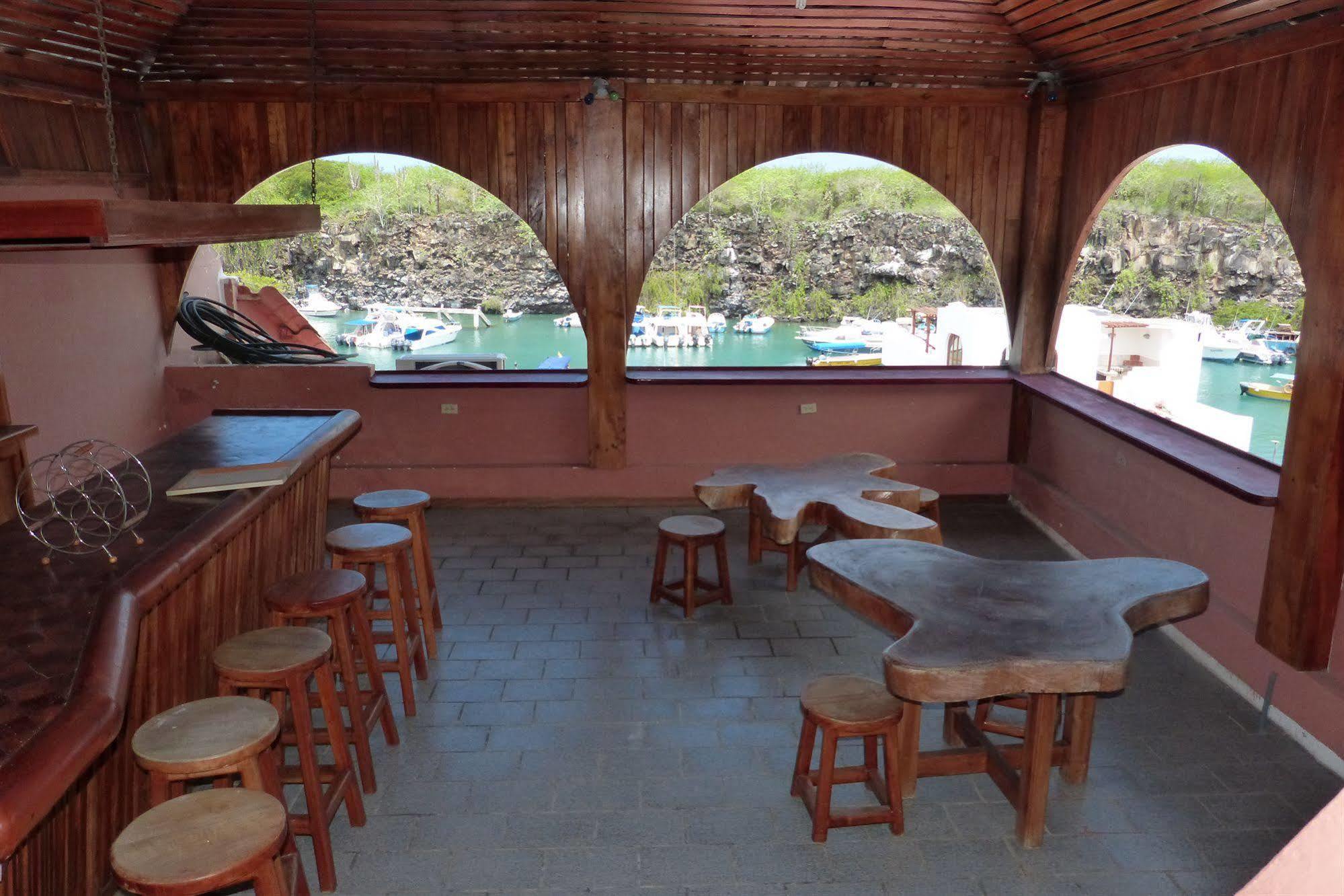 Hostal Castro Galapagos Puerto Ayora  Exteriör bild